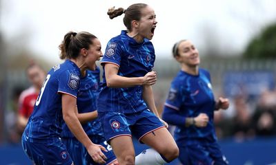 Bompastor’s Chelsea march on in WSL as Reiten penalty sinks United