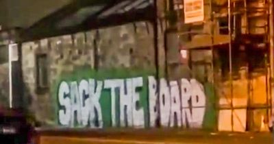 Angry Hibernian fans issue defiant ‘SACK THE BOARD’ message