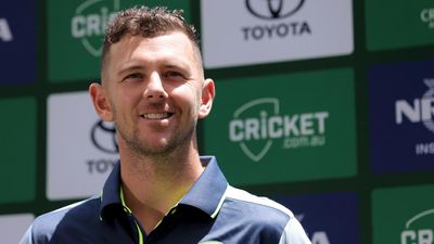 Warner unsold as Hazlewood and Fraser-McGurk cash in