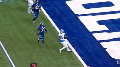 Lions’ Jahmyr Gibbs Flagged for Lame Taunting Penalty During TD Run vs. Colts