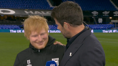 Ed Sheeran crashes Ruben Amorim interview in awkward exchange