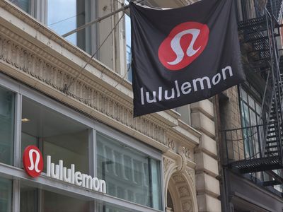 Couple accused of stealing $1 million of Lululemon products after $50k of clothes found in hotel suitcase