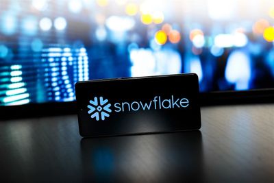 Snowflake Melts Up as Analysts Shift Gears; Higher Prices To Come