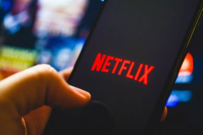 Netflix Ventures Into Live Sports, Driving Stock Momentum