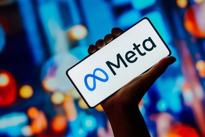 Why Meta Should Rally All The Way Into 2025