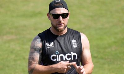 McCullum needs England at the races alongside thoroughbred Stokes in New Zealand