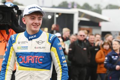 Mini star Hall makes step into BTCC