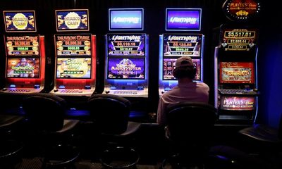 Victoria to introduce Australia’s strictest poker machine rules, with $1,000 limit to be slashed by 90%