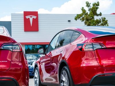 What's Going On With Tesla Stock Today?