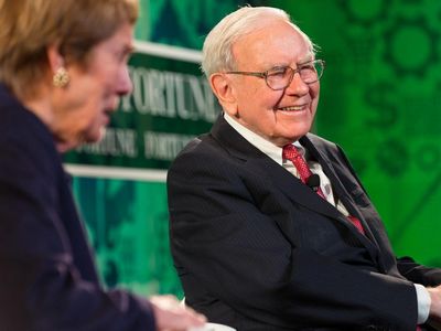 Warren Buffett Announces New Charitable Gifts, Updates Plans For $150B Fortune: Billionaire Wants To Help Others 'Given A Very Short Straw At Birth'