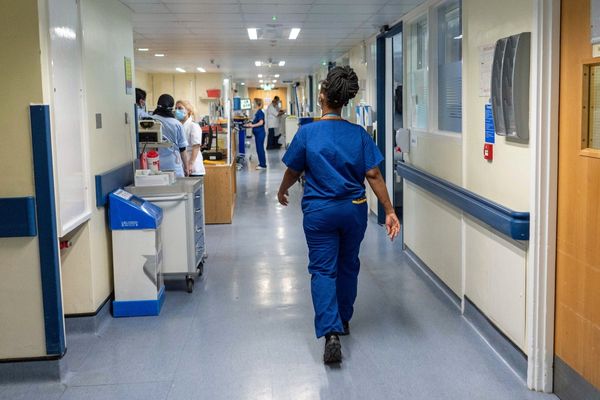 Unions call for direct talks with Government over NHS pay