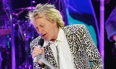 Rod Stewart to play Glastonbury 2025 legends slot: ‘I’m more than able to pleasure and titillate’