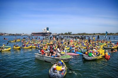 170 arrested for blocking coal port