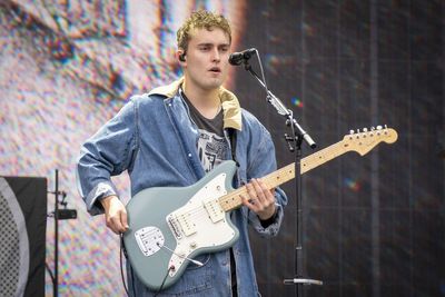 Sam Fender fans vent over 'numberless queue' as they race to nab pre-sale tickets