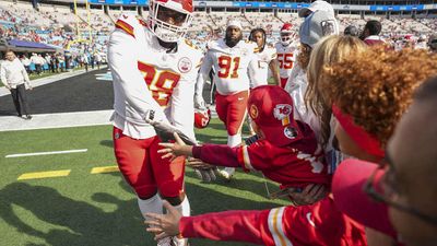 Chiefs DL Praised for Heroically Catching Young Fan Who Fell Out of Stands