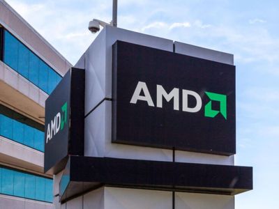 AMD Struggles Below Critical Levels: Can Market Share Growth Turn The Tide?