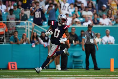 Sights and sounds of Patriots CB Christian Gonzalez’s touchdown return