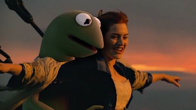 A Blender artist has put Kermit the Frog in 25 iconic movies, and I'm obsessed