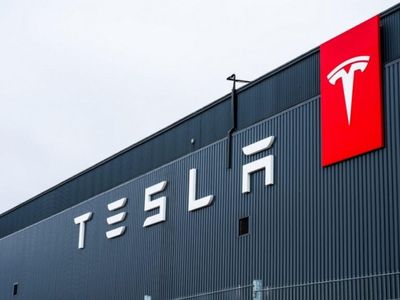 Tesla Expands In China, Partners With Over 400 Local Suppliers: Report