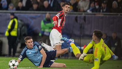 Christian Pulisic Scores Impressive Champions League Goal vs. Slovan Bratislava