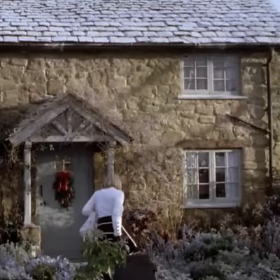 Jude Law Devastates 'The Holiday' Fans by Revealing a Secret About the Film's Idyllic English Cottage