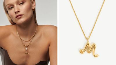 I thought I wouldn't buy anything for Black Friday but I can't resist this Missoma initial necklace that has 20% off