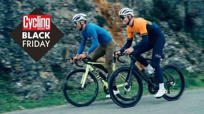 First Rapha, now Le Col. Save up to 40% this Black Friday on a range of cycling clothing and accessories