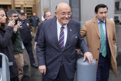 Giuliani Accuses Judge, Defends Assets In Courtroom Clash