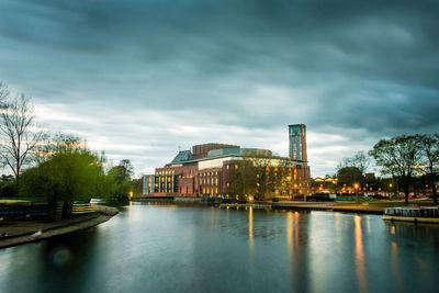 Royal Shakespeare Company to look at AI and immersive technology in theatre