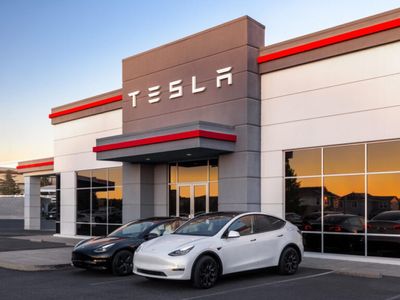 Tesla Sweetens Referral Program, Allowing Customers To Earn Up To $10,000 As Elon Musk's EV Giant Races To 500K Q4 Delivery Target