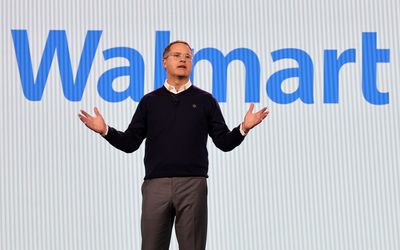 Why the CEOs of Walmart and Delta have taken the long view