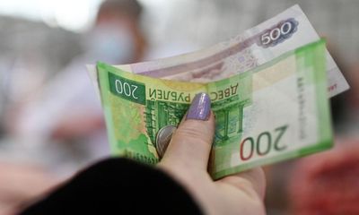 Russia’s rouble plunges to lowest rate since early weeks of Ukraine war