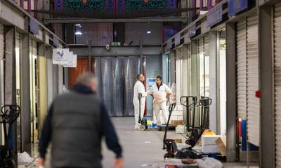 ‘End of an era’: Smithfield traders absorb news that London market is to close