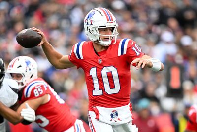 Patriots rookie QB Drake Maye shows off rare talent against the Dolphins