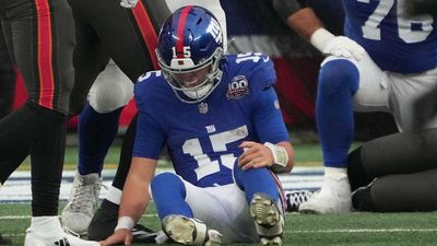 Giants’ QB Situation Gets Even More Bleak With Tommy DeVito Injury News