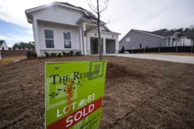 Mortgage Rates Expected To Hover Around 6% In 2025