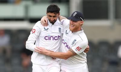 Bashir strikes late to keep sluggish England in hunt against New Zealand