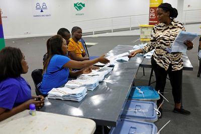 Namibia Extends Voting After Logistical Issues