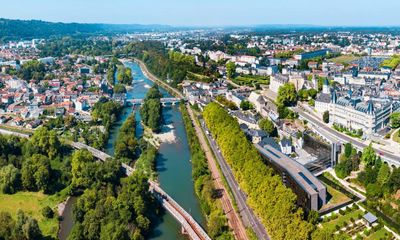 South-west France swelters in ‘staggering’ 26.9C November night heat