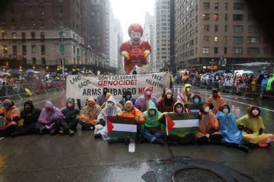 Pro-Palestine protesters arrested after disrupting Macy’s Thanksgiving Day Parade