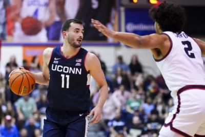 Uconn Forward Alex Karaban Hospitalized After Head Injury