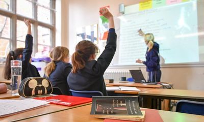 Support staff bear brunt of behaviour crisis in England’s schools, union says