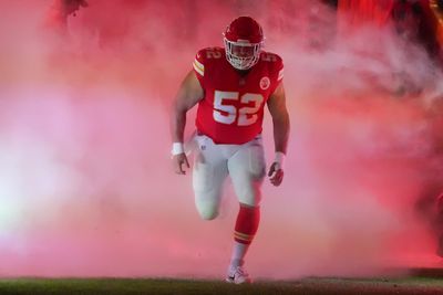 Chiefs OL Creed Humphrey surprised military family for Thanksgiving