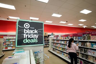 'Black Friday' Deals Target Inflation-weary US Consumers