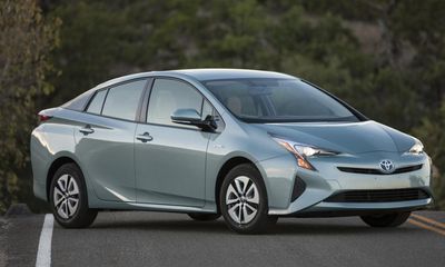 UK could loosen EV rules to allow sales of Prius-style hybrids until 2035