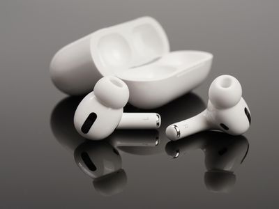 Elon Musk Lauds Apple AirPods Pro 2's Hearing Aid Feature As Tim Cook Highlights The Affordable Solution To What Otherwise Costs Up To $7,000