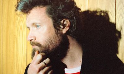 Father John Misty: Mahashmashana review – a superb chronicler of life’s perverseness