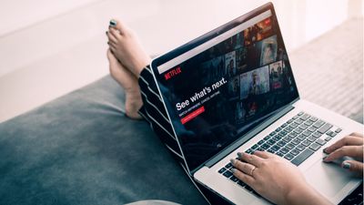 Planning to binge Netflix over the BF weekend? Here are the VPN deals to check out