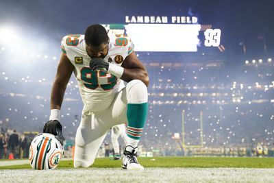 Dolphins still clinging to playoff dream: ‘I feel 10-7 gets us in’