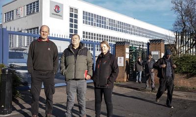 ‘It was looking positive’: Vauxhall workers in shock over Luton closure